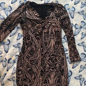 Blu Sage Black and Gold Long Sleeve Dress